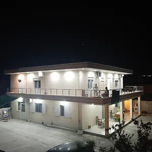 Dhoma Plazhi Nefeli Apartman