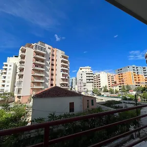 Apartament Amal, Wlora