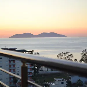 Apartament Seaview Gateway 2 Bedrooms & Garage, Wlora